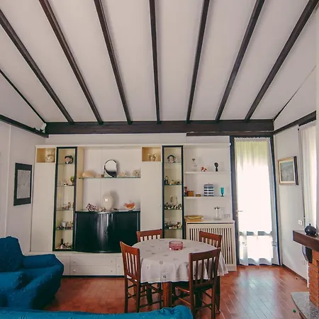 Holiday home Casa Elena